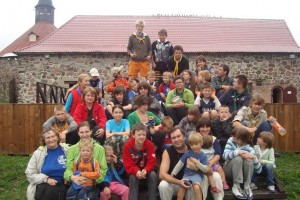 Wszyscy uczestnicy obozu w twierdzy w Prioziersku